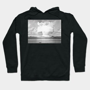 Operation Crossroads atom bomb test, 1946 (C036/0834) Hoodie